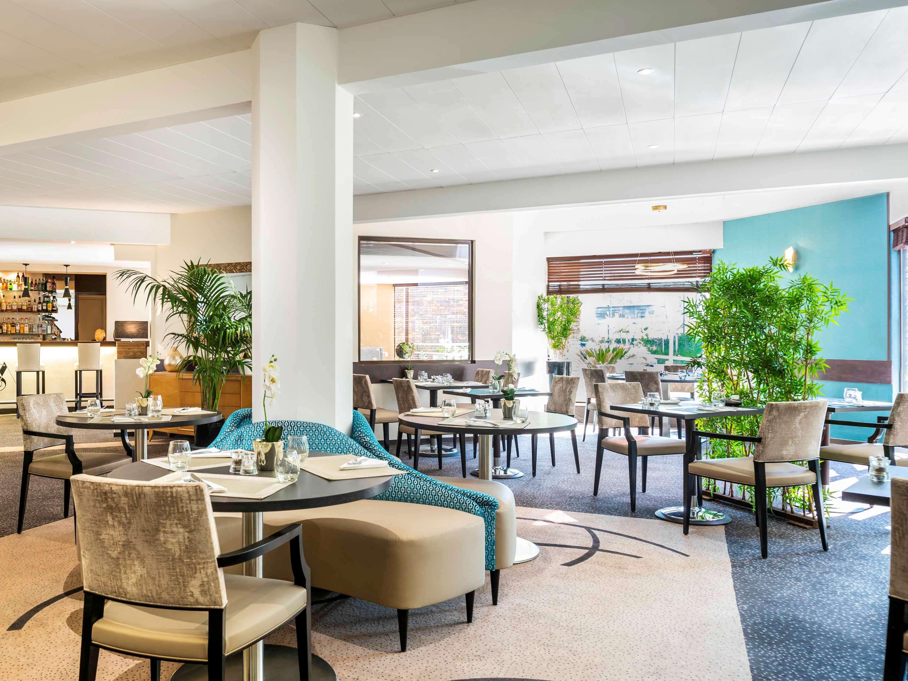 Mercure Maurepas Saint Quentin Exterior foto