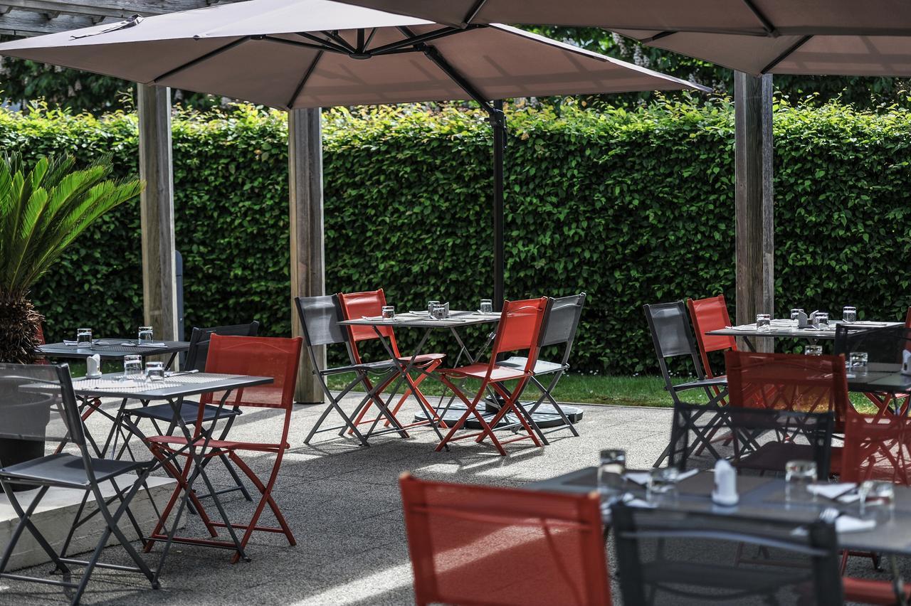 Mercure Maurepas Saint Quentin Exterior foto